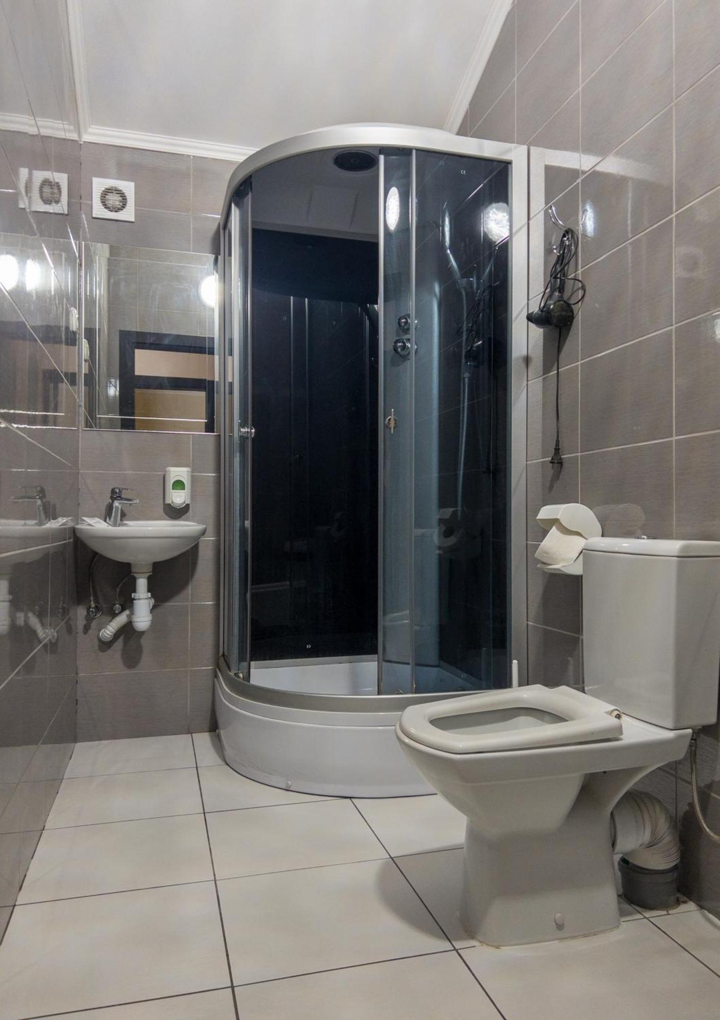 Орк "Блісс" Hotel Rivne Værelse billede